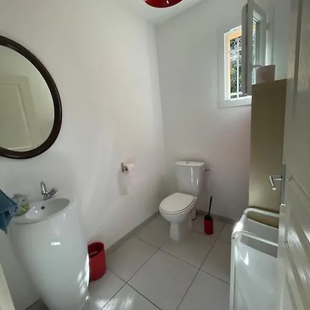Maison A Moins De 5 Minutes De La 술락쉬르메르